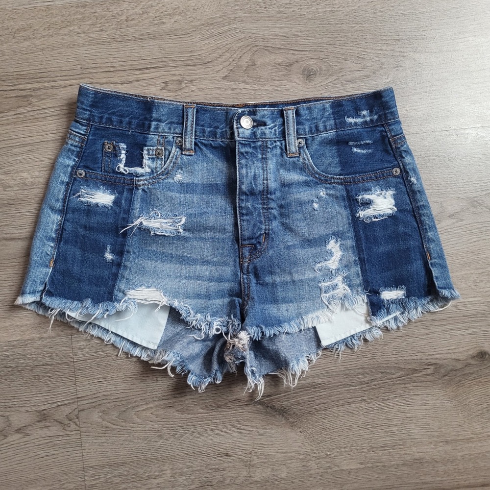 American Eagle Outfitters Vintage Hi Rise Festival Denim Shorts Distressed sz 4 - Picture 1 of 10
